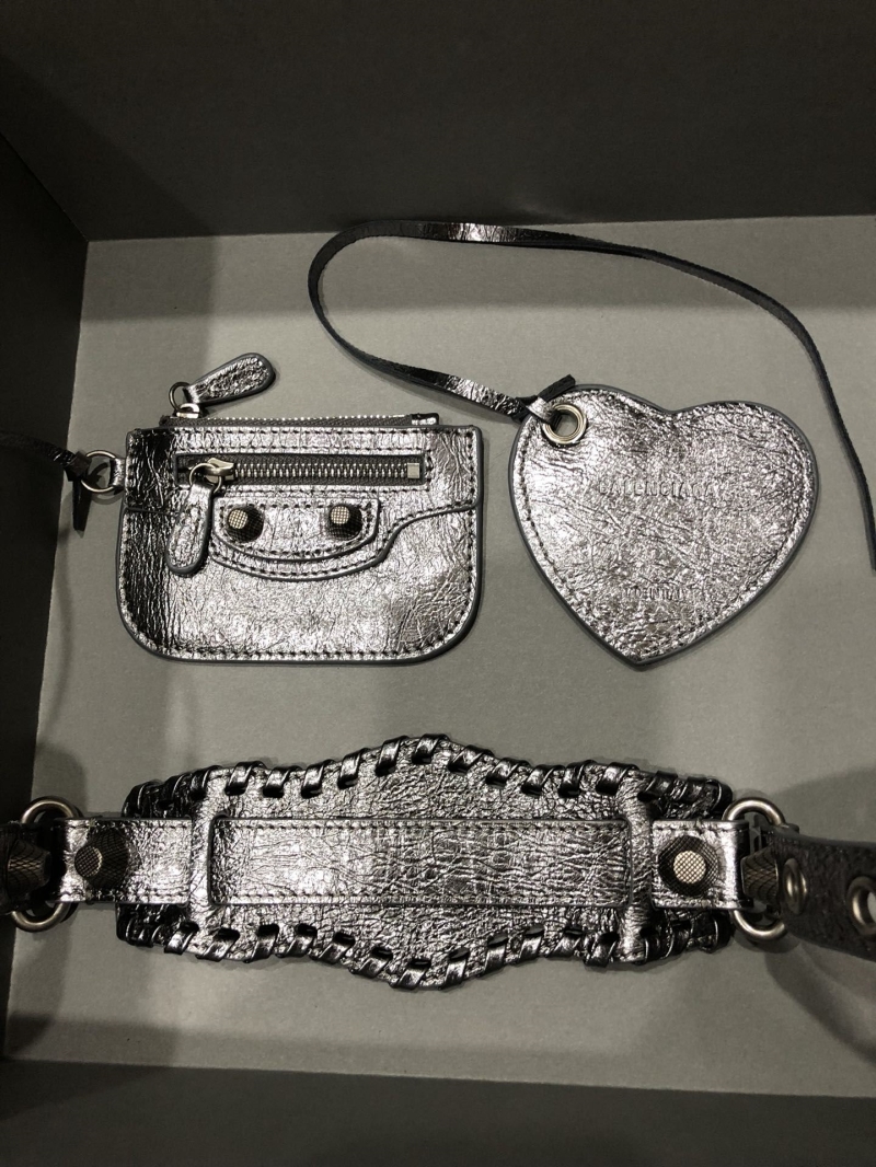 Ba1en*iaga le cagole bags